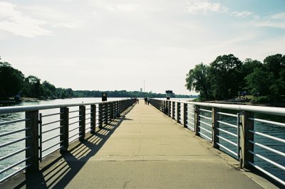 AI-generated travel thumbnail for Englewood