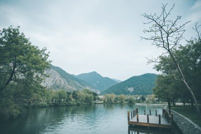 AI-generated travel thumbnail for Enshi