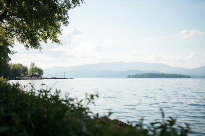 AI-generated travel thumbnail for Erlach
