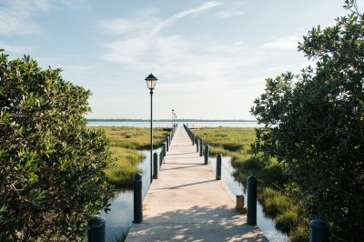AI-generated travel thumbnail for Everglades City