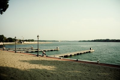 AI-generated travel thumbnail for Faisalabad