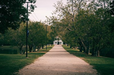 AI-generated travel thumbnail for Falkville