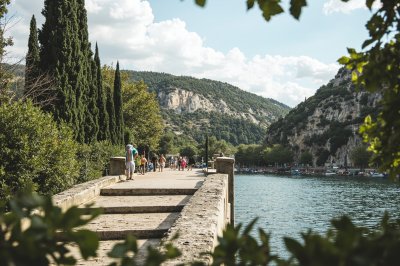 AI-generated travel thumbnail for Fayence