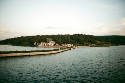 AI-generated travel thumbnail for Feldafing