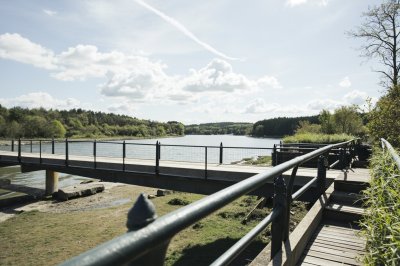 AI-generated travel thumbnail for Férel