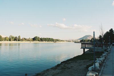 AI-generated travel thumbnail for Fereydun Shahr