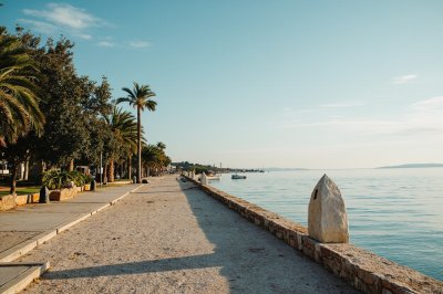 AI-generated travel thumbnail for Fernana