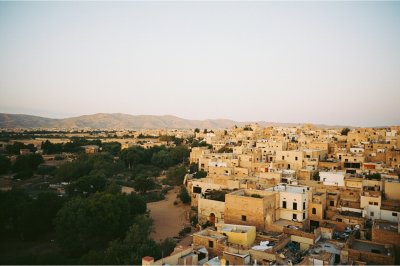 AI-generated travel thumbnail for Fes