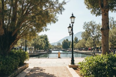 AI-generated travel thumbnail for Figuerola del Camp