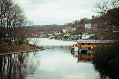 AI-generated travel thumbnail for Florø