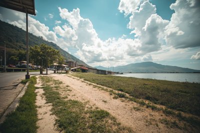 AI-generated travel thumbnail for Flores