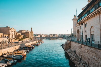 AI-generated travel thumbnail for Floriana