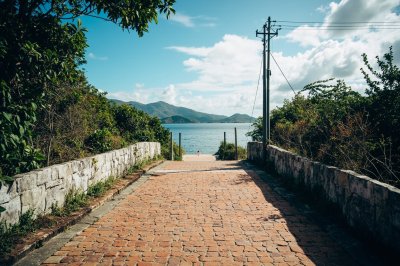 AI-generated travel thumbnail for Fond Capeche