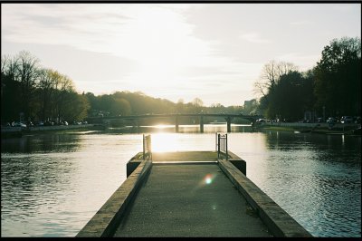 AI-generated travel thumbnail for Fontaine-lès-Dijon