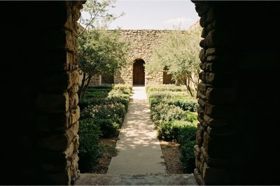 AI-generated travel thumbnail for Fort Clark Springs