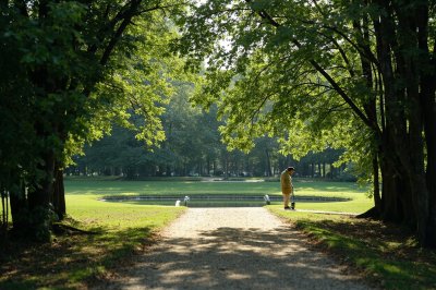 AI-generated travel thumbnail for Frankfort