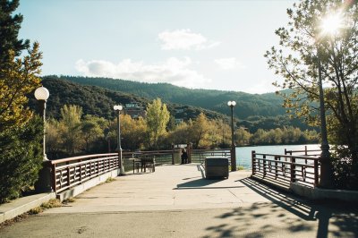 AI-generated travel thumbnail for Frazier Park