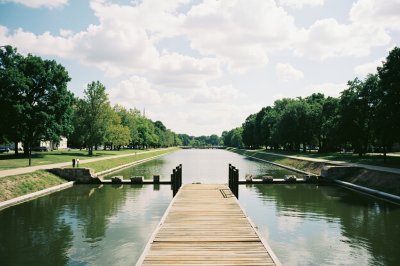 AI-generated travel thumbnail for Fredonia