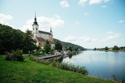 AI-generated travel thumbnail for Fremdingen