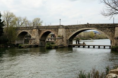 AI-generated travel thumbnail for Fresno de Sayago