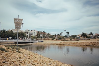 AI-generated travel thumbnail for Frontera