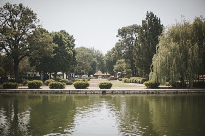 AI-generated travel thumbnail for Fuentes de Béjar