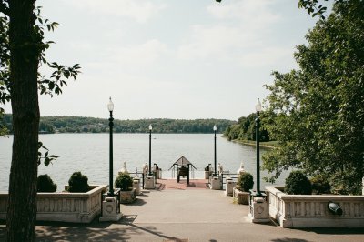AI-generated travel thumbnail for Fumel