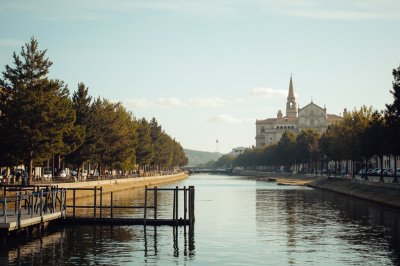AI-generated travel thumbnail for Galisteo