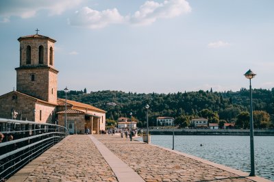 AI-generated travel thumbnail for Gargallo