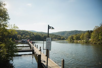 AI-generated travel thumbnail for Gastonia