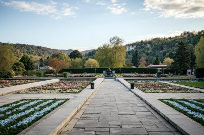 AI-generated travel thumbnail for Gemona