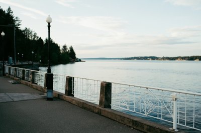AI-generated travel thumbnail for Geneva
