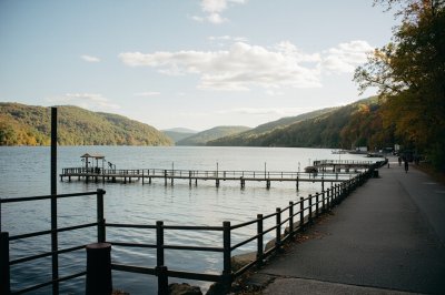 AI-generated travel thumbnail for Gilmer County