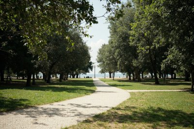 AI-generated travel thumbnail for Giovinazzo