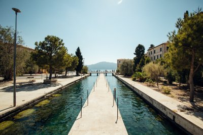 AI-generated travel thumbnail for Girasole