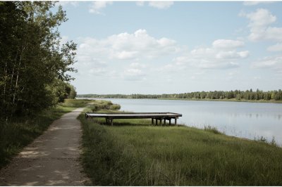AI-generated travel thumbnail for Golovchino