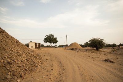 AI-generated travel thumbnail for Goz Béïda