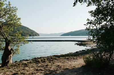 AI-generated travel thumbnail for Grad Buzet