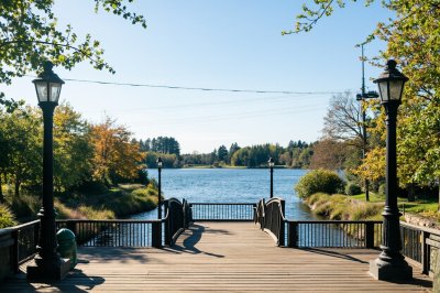 AI-generated travel thumbnail for Grandview