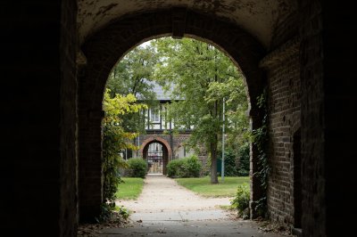 AI-generated travel thumbnail for Großholbach