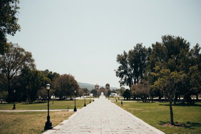 AI-generated travel thumbnail for Guadalcázar
