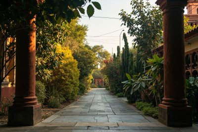 AI-generated travel thumbnail for Guadalupe Santa Ana