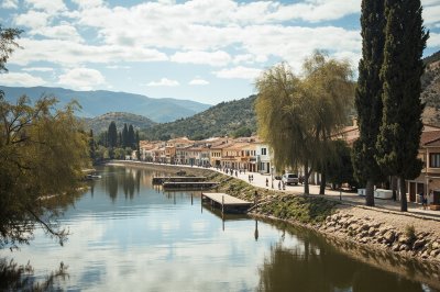 AI-generated travel thumbnail for Guajares Los