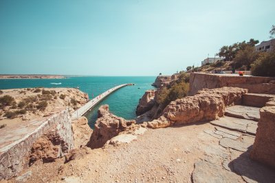 AI-generated travel thumbnail for Hadibu