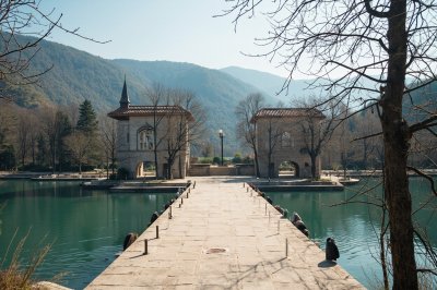 AI-generated travel thumbnail for Hadžići