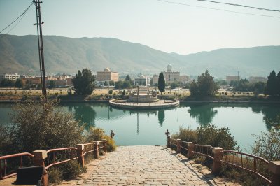 AI-generated travel thumbnail for Ḩalabjah