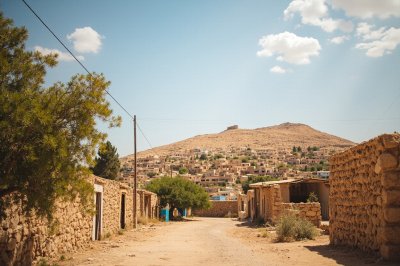 AI-generated travel thumbnail for Ḩalāwah