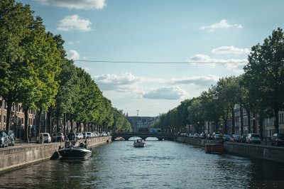 AI-generated travel thumbnail for Hannover