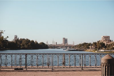 AI-generated travel thumbnail for Hassi Messaoud
