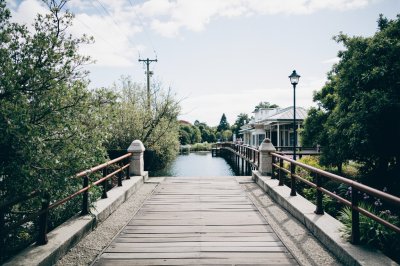 AI-generated travel thumbnail for Hastings